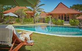 Three Monkeys Villas